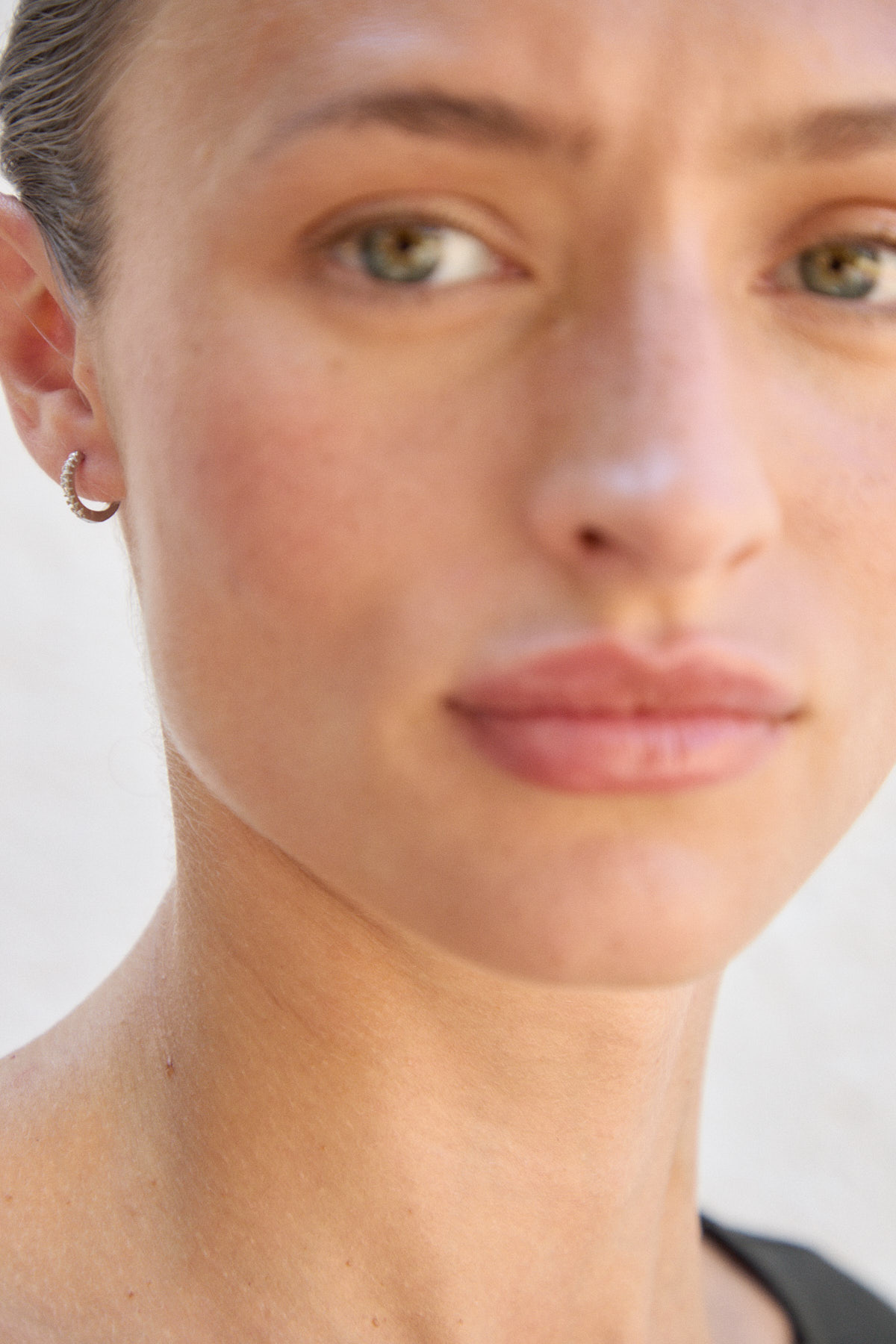NIZA PENDIENTES ORO
