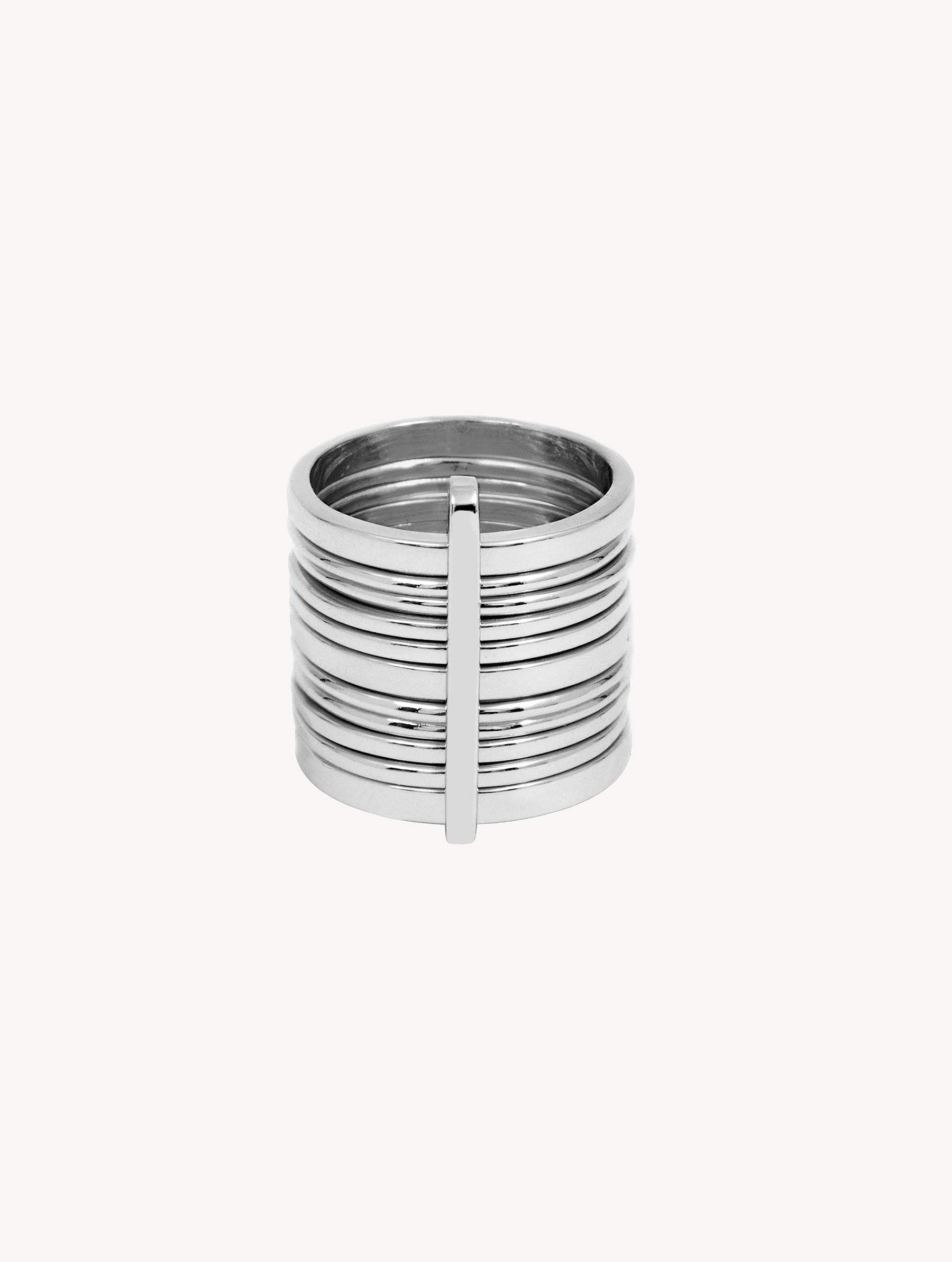 ZAHARA ANILLO PLATA