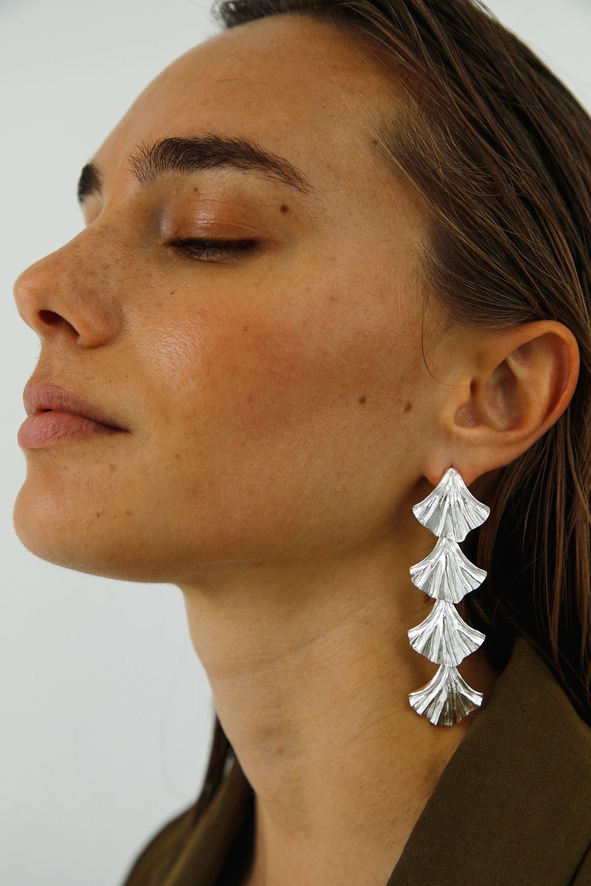 CORAL SILVER EARRINGS