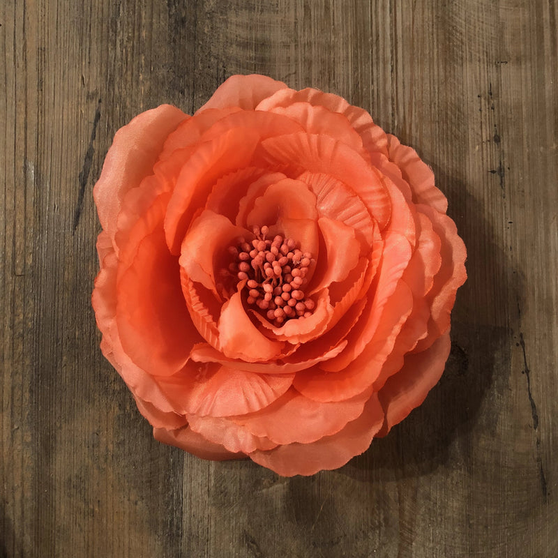 Claudia flower clip