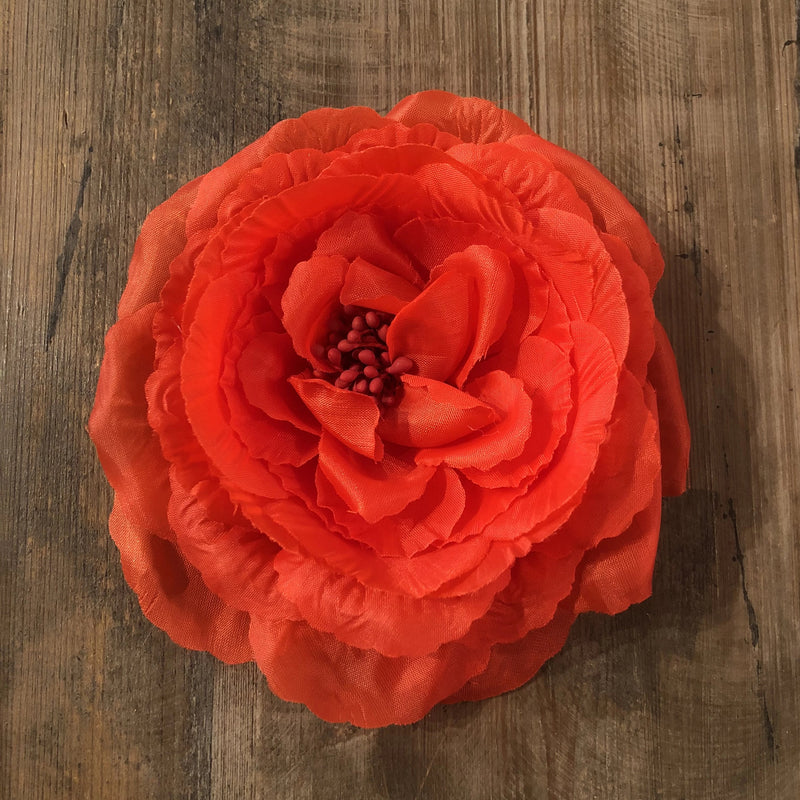 Claudia flower clip