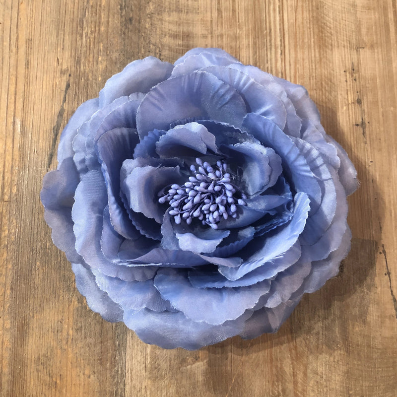 Claudia flower clip