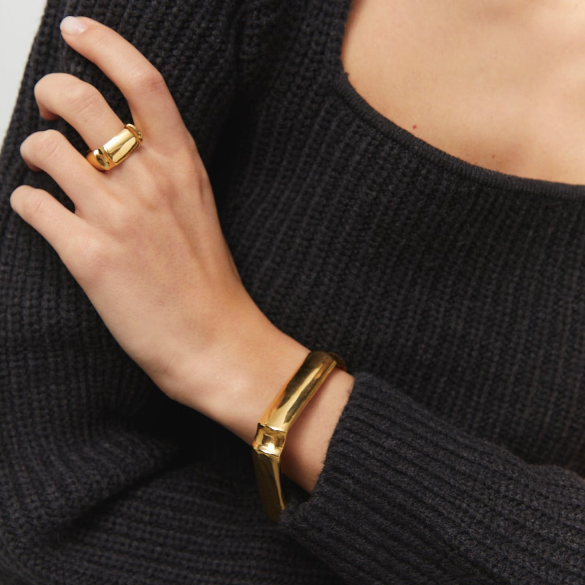 ZOE GOLD BRACELET